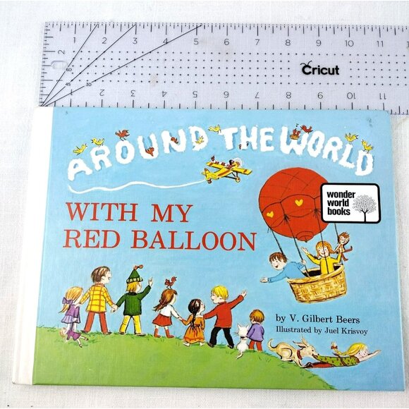 Around The World With My Red Balloon Vintage Book V Gilbert Beers Kids 1973 - Picture 3 of 12